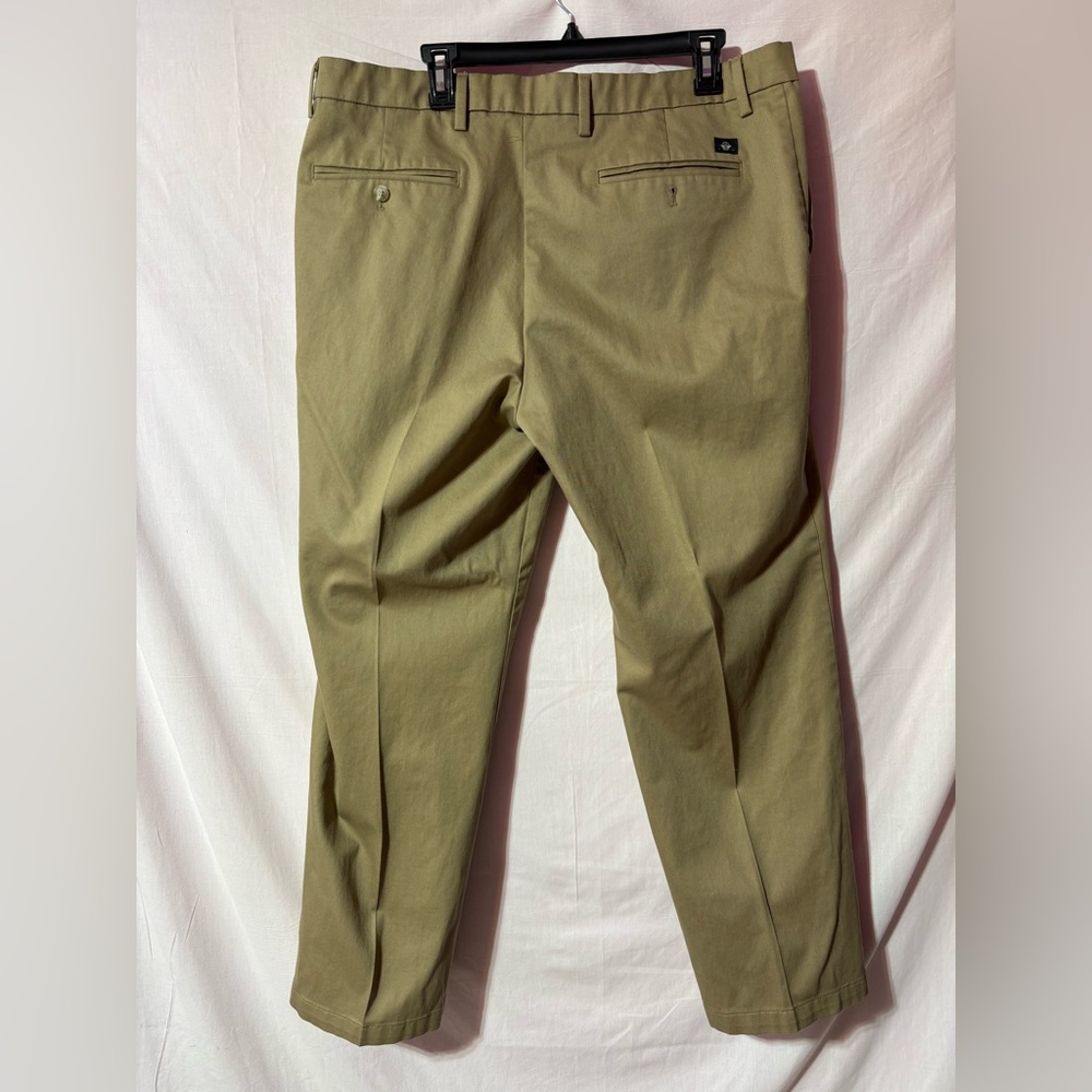 Dockers Tan Khaki Pants - Picture 5 of 12